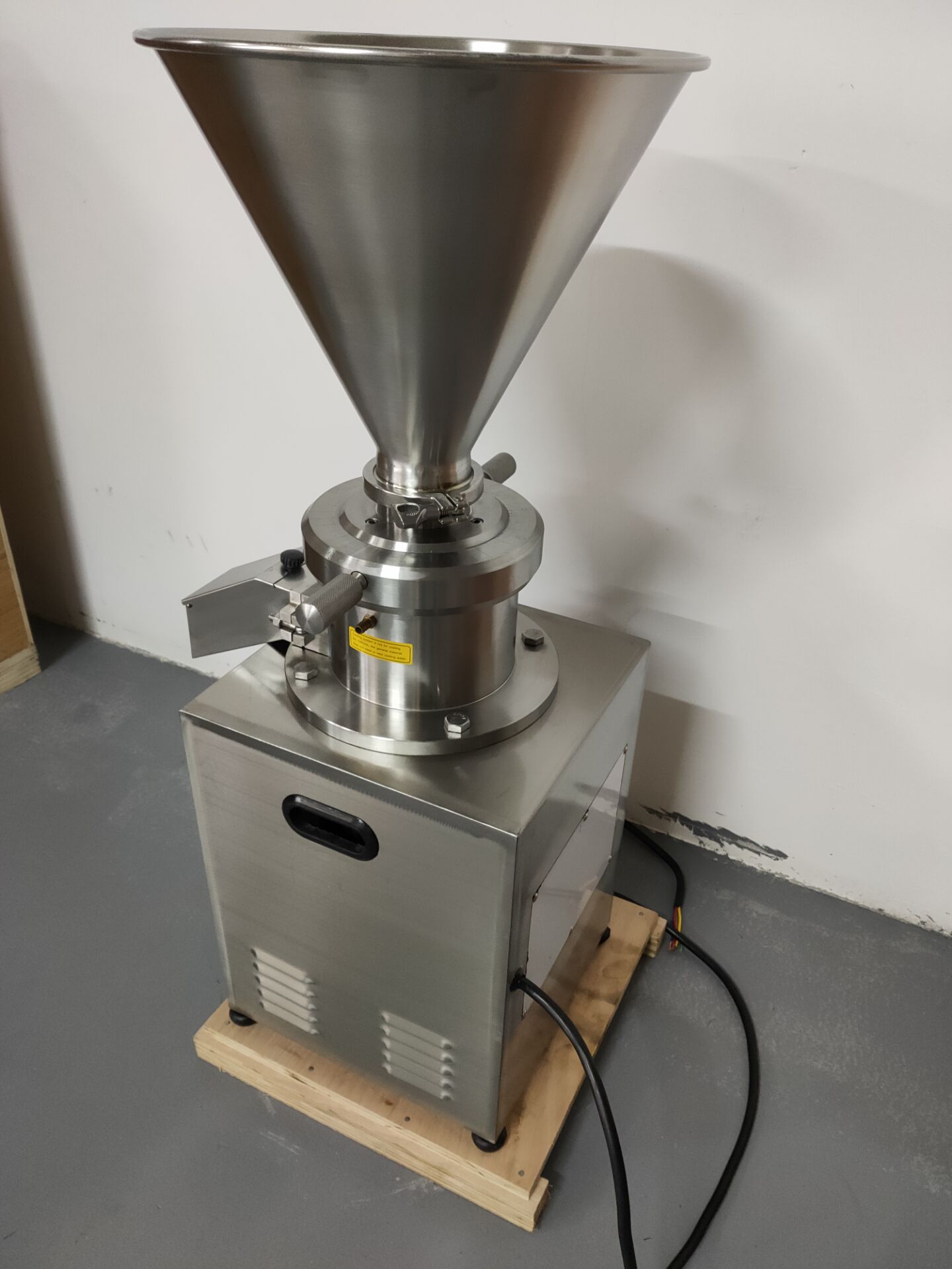 Peanut Butter Snack - Peanut Butter Machine Maker Commercial Walnuts
